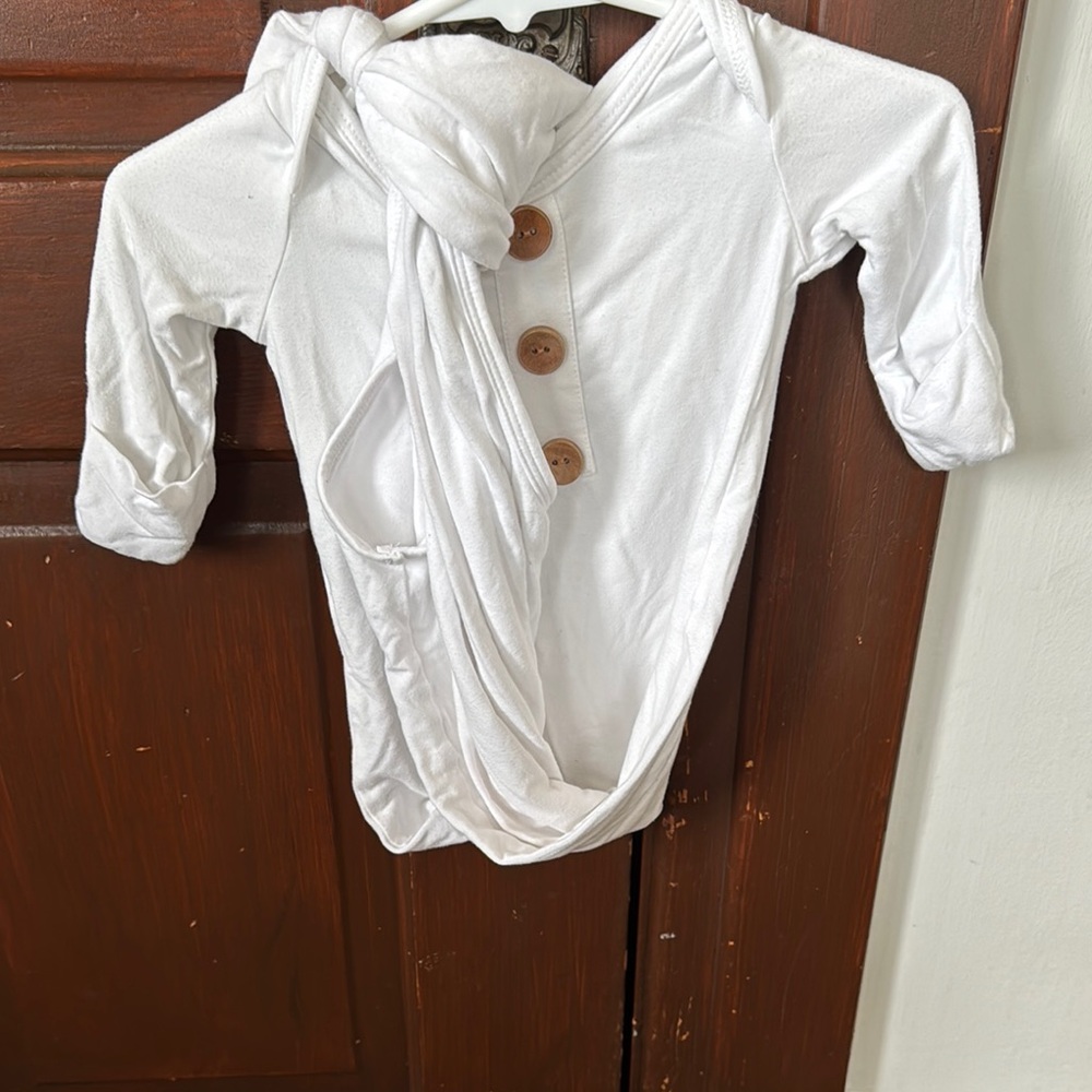 Caden Lane gown with hat